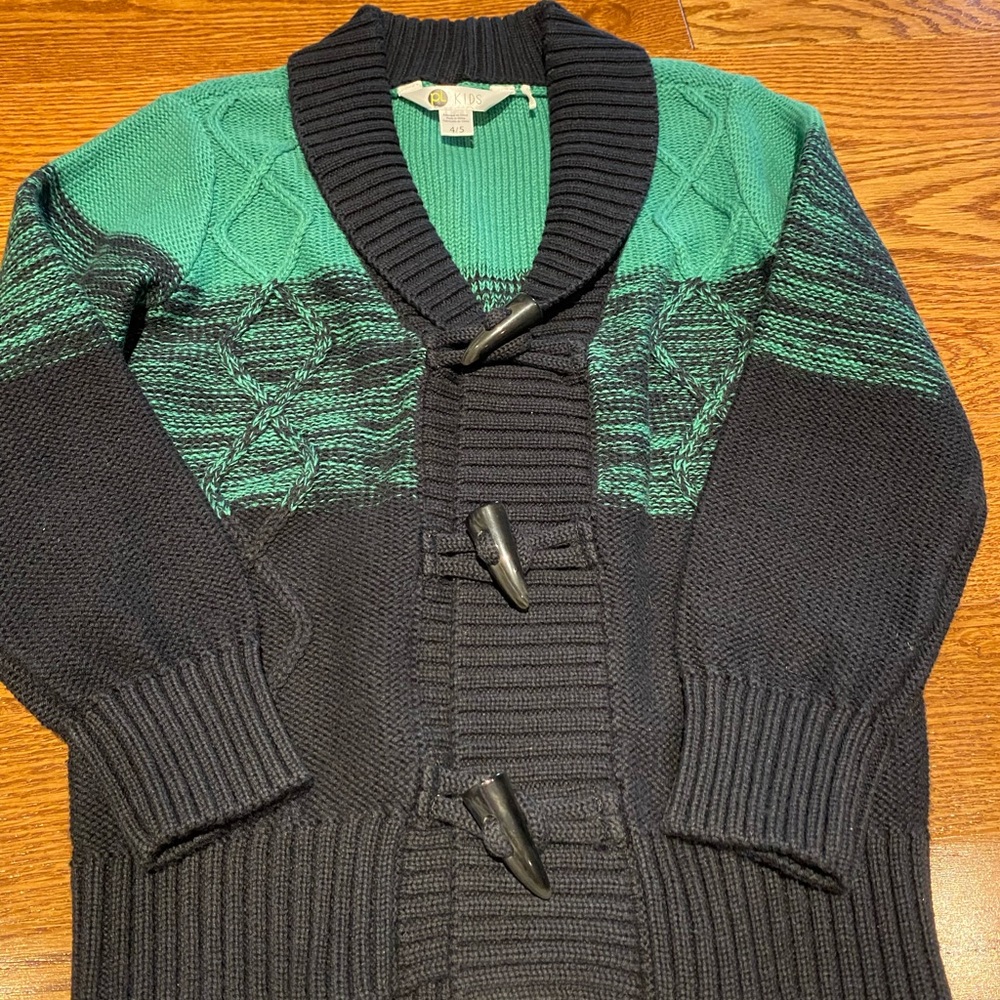 Button-Up Sweater Boys 4-5